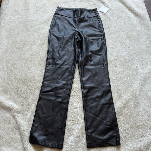 BB Dakota Faux Leather Straight-Leg Pants – Size XS | NWT | Sleek Street Style - Picture 1 of 5